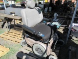 PRIDE MOBILITY JAZZY 1170 XL PLUS ELECTRIC WHEEL CHAIR W/ COVER