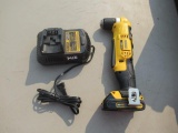 DEWALT RIGHT ANGLE DRILL DCD740 W/BATTERY & CHARGER