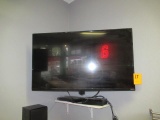 VISIO TV W/DVD PLAYER AND (2) SPEAKERS