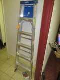 ALUMINUM 6' LADDER