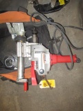 MILWAUKEE 120V 1/2'' COMPACT HOLE SHOOTER & 2''-6'' ULTRA CLAMP