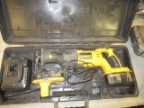 DEWALT 18V RECIPROCATING SAW W/(2) BATTERIES, CHARGER & CASE