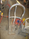 HAND TRUCK W/PNUEMATIC TIRES