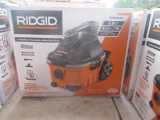 RIDGID 4 GALLON PORTABLE WET/DRY VAC