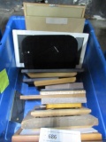 20 - Assorted picture frames
