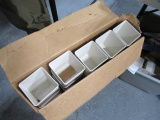 4'' plastic white planters box