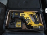 DEWALT 20V RECIPROCATING SAW W/ BATTERY & CHARGER