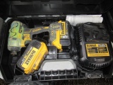 DEWALT 20V 1/4'' IMPACT DRIVER W/ BATTERIES, CHARGER & CASE