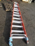 LOUISVILLE 12' FIBERGLASS LADDER