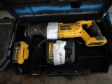 DEWALT 20V RECIPROCATING SAW W/ BATTERY, CHARGER & CASE **BROKEN