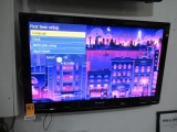 PANASONIC TV W/WALL MOUNT