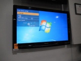 PANASONIC TV W/WALL MOUNT