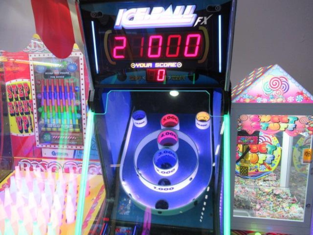 ICE ''ICE BALL FX'' ARCADE GAME | Online Auctions | Proxibid