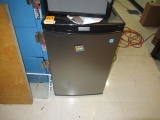 DANBY MINI FRIDGE