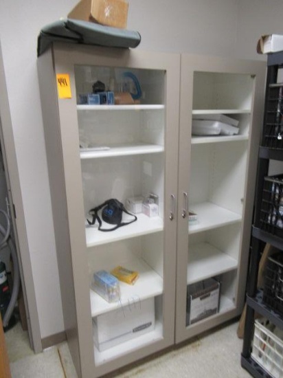 CABINET W/ ASSORTED MEDICAL SUPPLIES & DEVICES