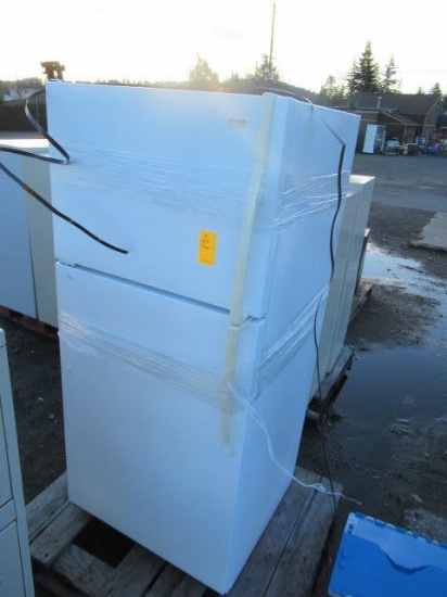 MAYTAG REFER/FREEZER COMBO