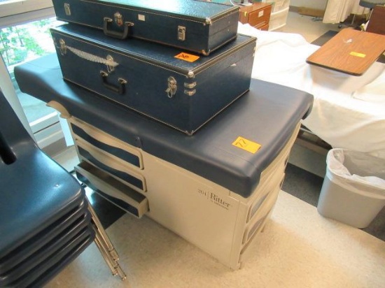 MIDMARK RITTER 204 EXAM TABLE