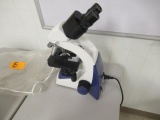 UNICO MICROSCOPE