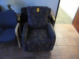 RECLINER & LOVE SEAT