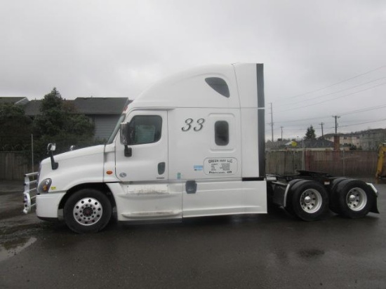 2016 FREIGHTLINER CASCADIA EVOLUTION SLEEPER TRACTOR
