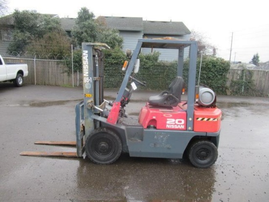 NISSAN PJ02A20 FORKLIFT