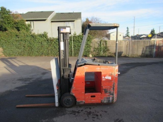 TOYOTA 6BNCUE15 3,000# CAPACITY STAND-UP NARROW AISLE FORKLIFT
