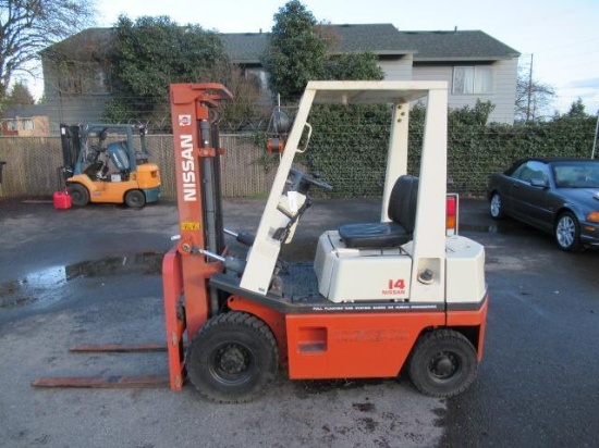 NISSAN NH01M14 FORKLIFT