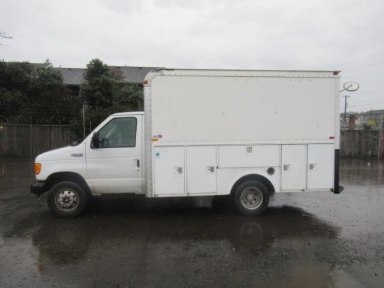 2003 FORD E350 CUTAWAY UTILITY BOX VAN