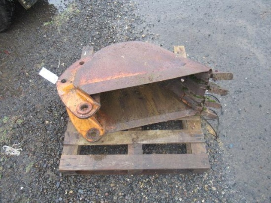CASE 18'' DIGGING BUCKET