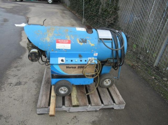 DELCO VERSA HOT PRESSURE WASHER W/ HOSE & WAND