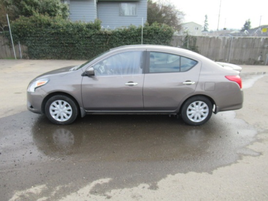 2015 NISSAN VERSA