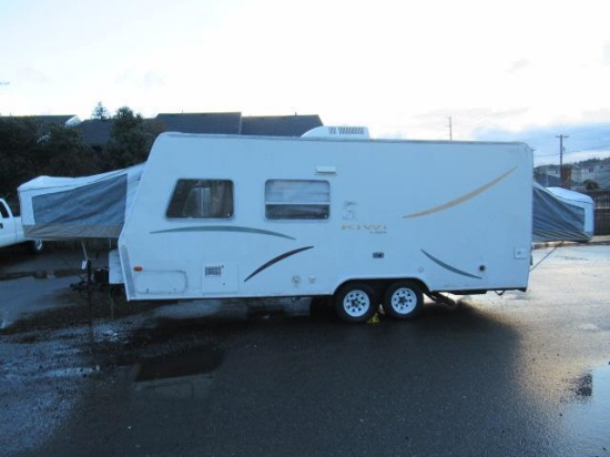 2000 JAYCO KIWI HYBRID CAMPER TRAILER