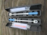 (2) 3/8'' DRIVE TORQUE WRENCHES