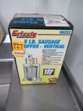 GRIZZLY INDUSTRIAL 5 LB SAUSAGE STUFFER
