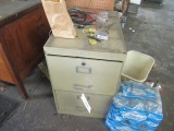 METAL 4 DRAWER & 2 DRAWER FILE CABINETS