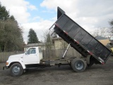 1995 FORD F800 DUMP TRUCK