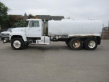 1985 FORD 9000 4000 GALLON WATER TRUCK
