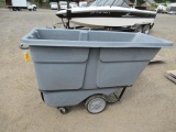 RUBBERMAID ROLLING TRASH CART