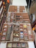 CONTENTS OF 2 SHELVES - ASSORTED ELECTRICAL CONNECTORS & BRASS FITTINGS