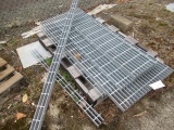 ASSORTED SIZE & LENGTH METAL GRATE