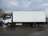 NISSAN UD2600 BOX TRUCK