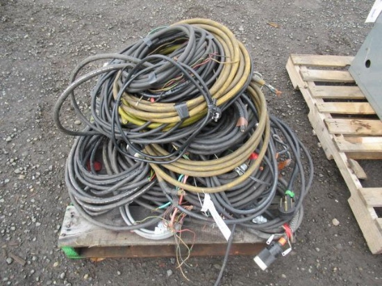 PALLET OF ASSORTED POWER CORDS