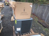 GOOD GSZC160241CA AC CONDENSING UNIT W/ COMFORT NET CAPFA3526C6AA CONDENSING UNIT