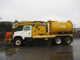 1991 FORD L8000 VAC-CON TRUCK