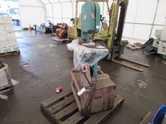 POWERMATE 141 VERTICAL BAND SAW