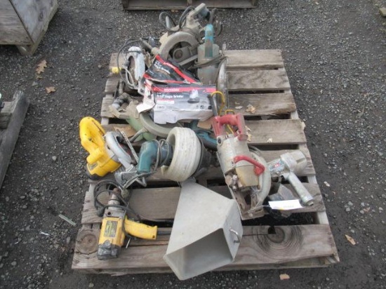 PALLET OF ASSORTED POWER TOOLS