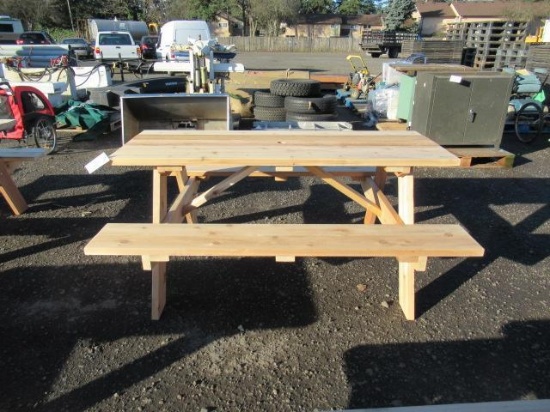 CEDAR PICNIC TABLE