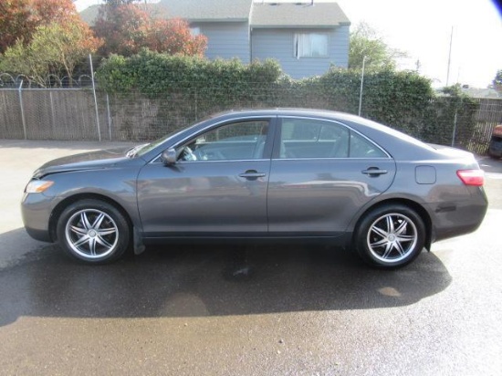 2009 TOYOTA CAMRY LE