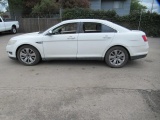 2010 FORD TAURUS LIMITED