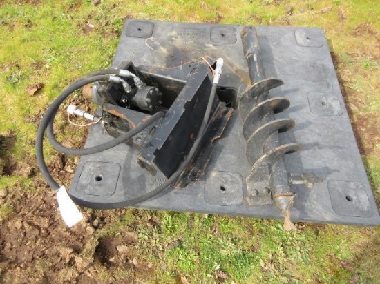 MINI SKID STEEL HYDRAULIC AUGER ATTACHMENT